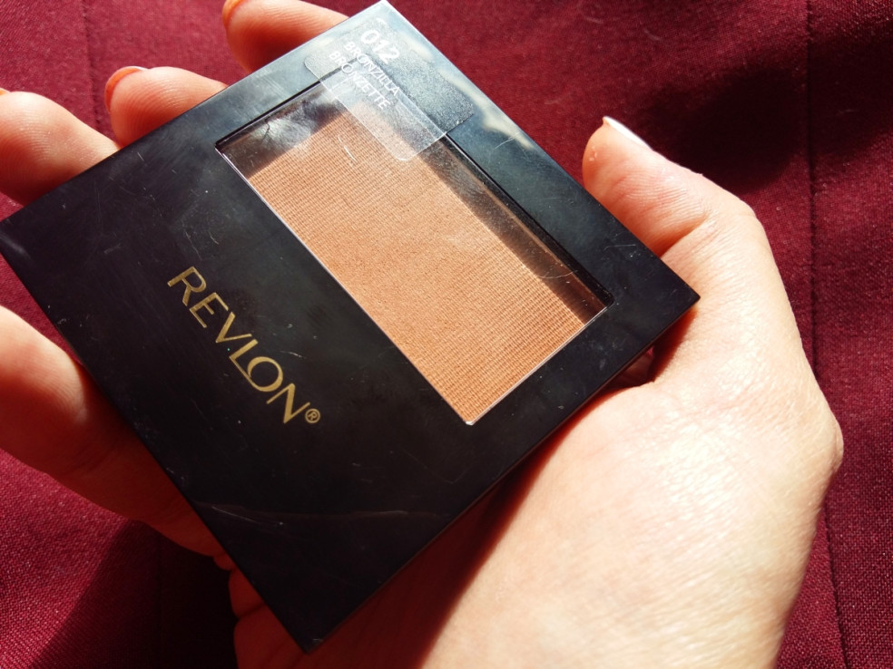 TEST: REVLON – púdrový bronzer