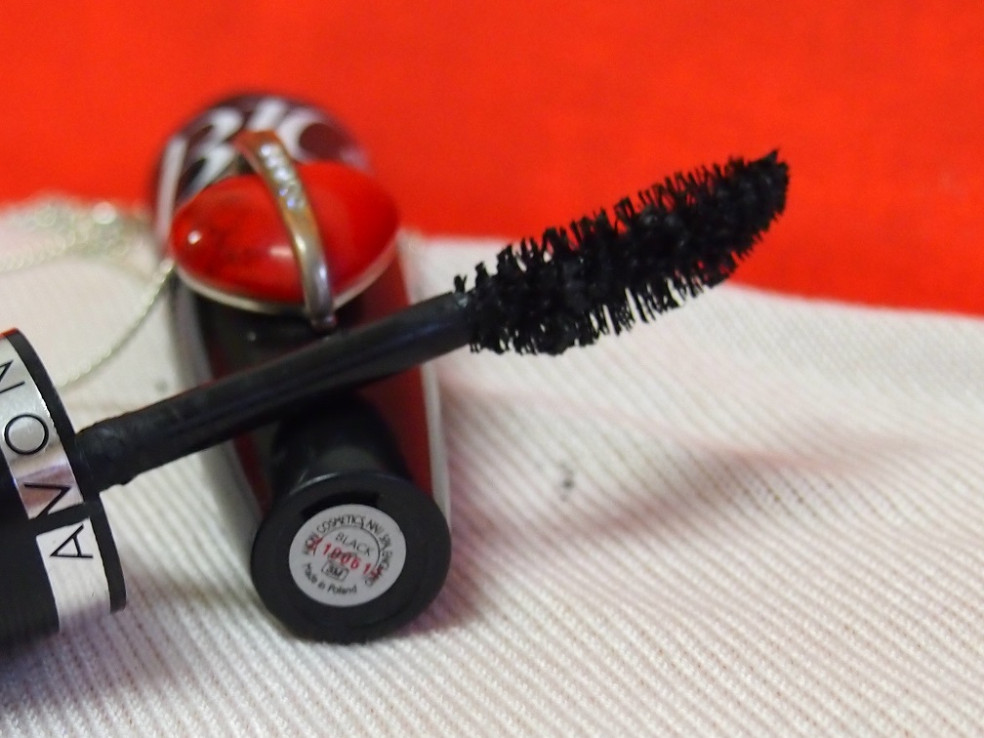 Avon Big&daring mascara volume