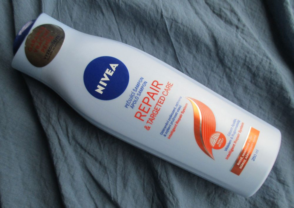 nivea repair & targeted care šampón a kondicionér