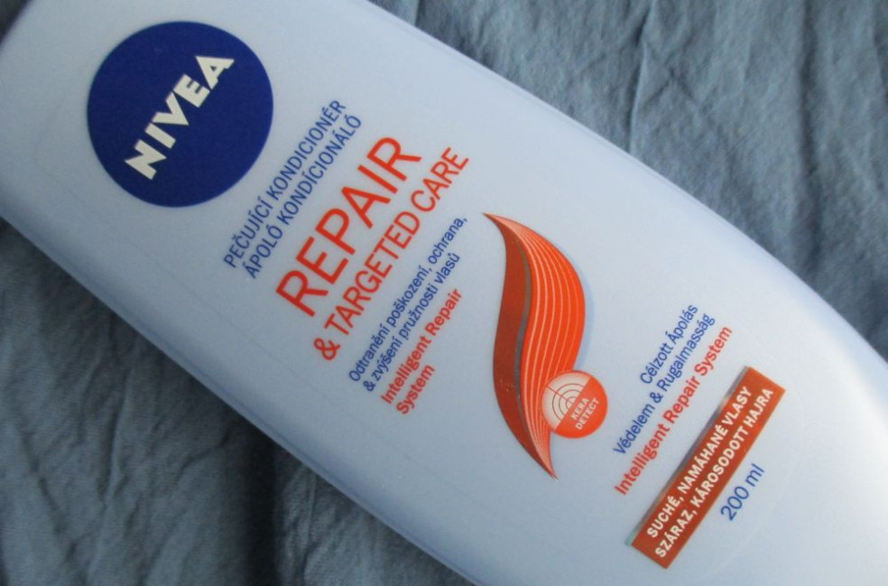 nivea repair & targeted care šampón a kondicionér