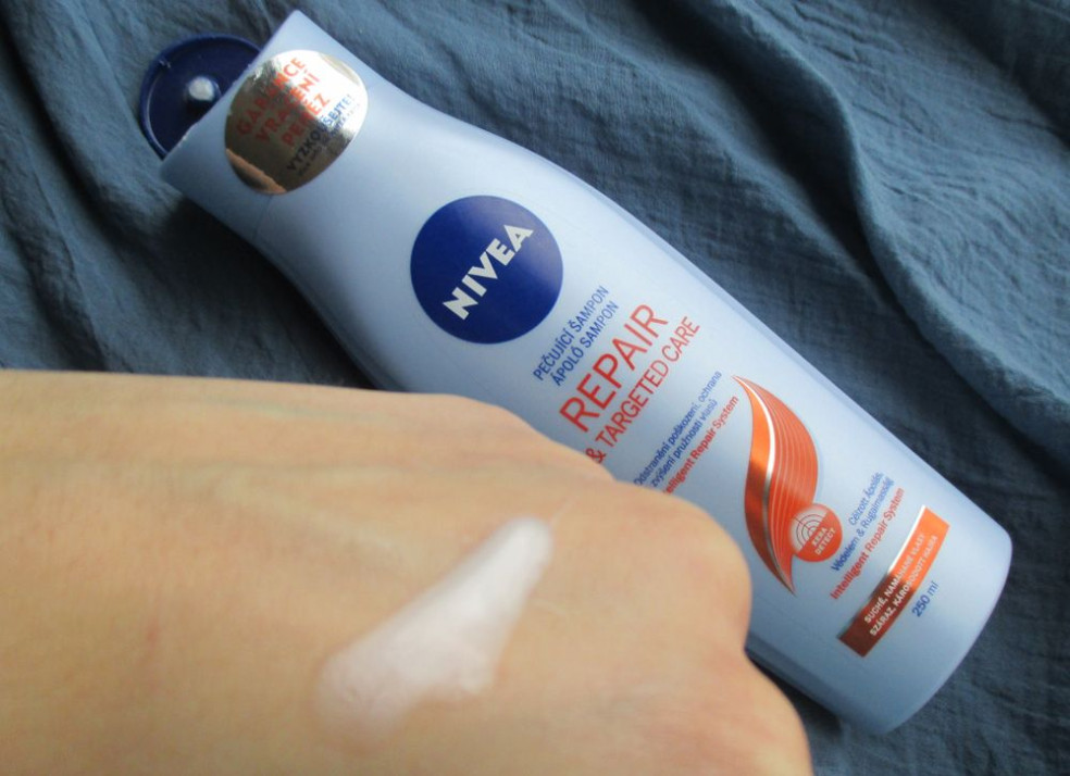 nivea repair & targeted care šampón a kondicionér