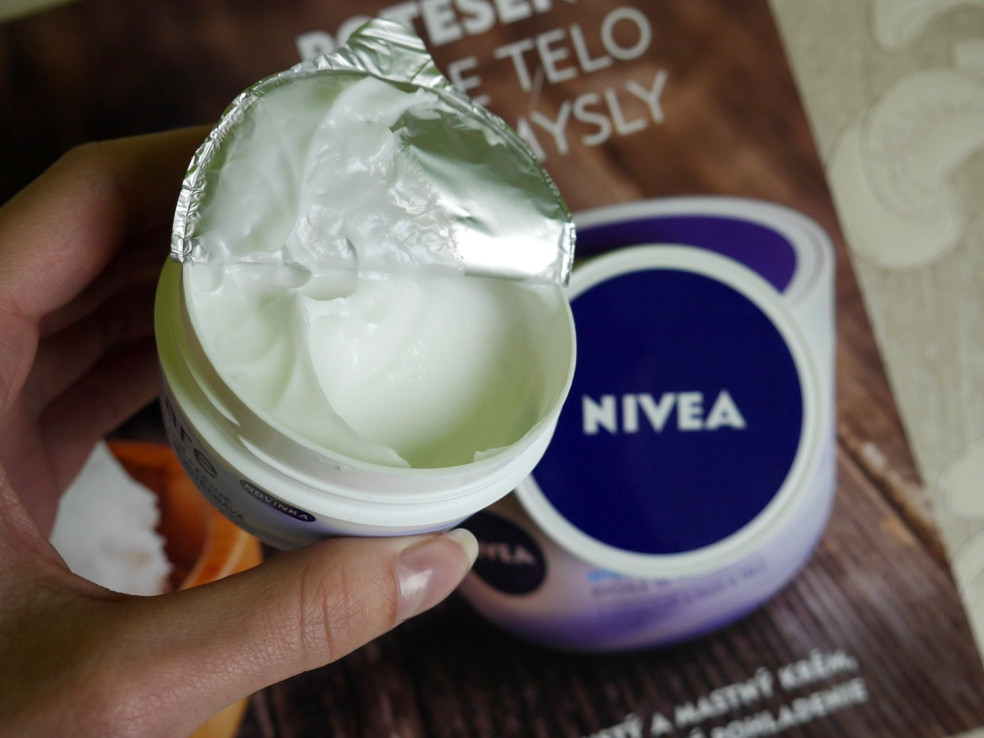 Univerzálny výživný krém Nivea Care