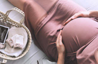 Tehotenstvo si zjavne užíva: Táto žena je tehotná už 14 rokov!
