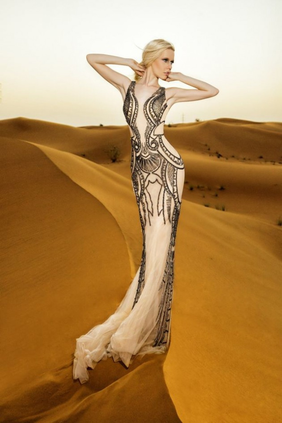 SMOKE AND MIRRORS BY DANY TABET FOR S/S 2015