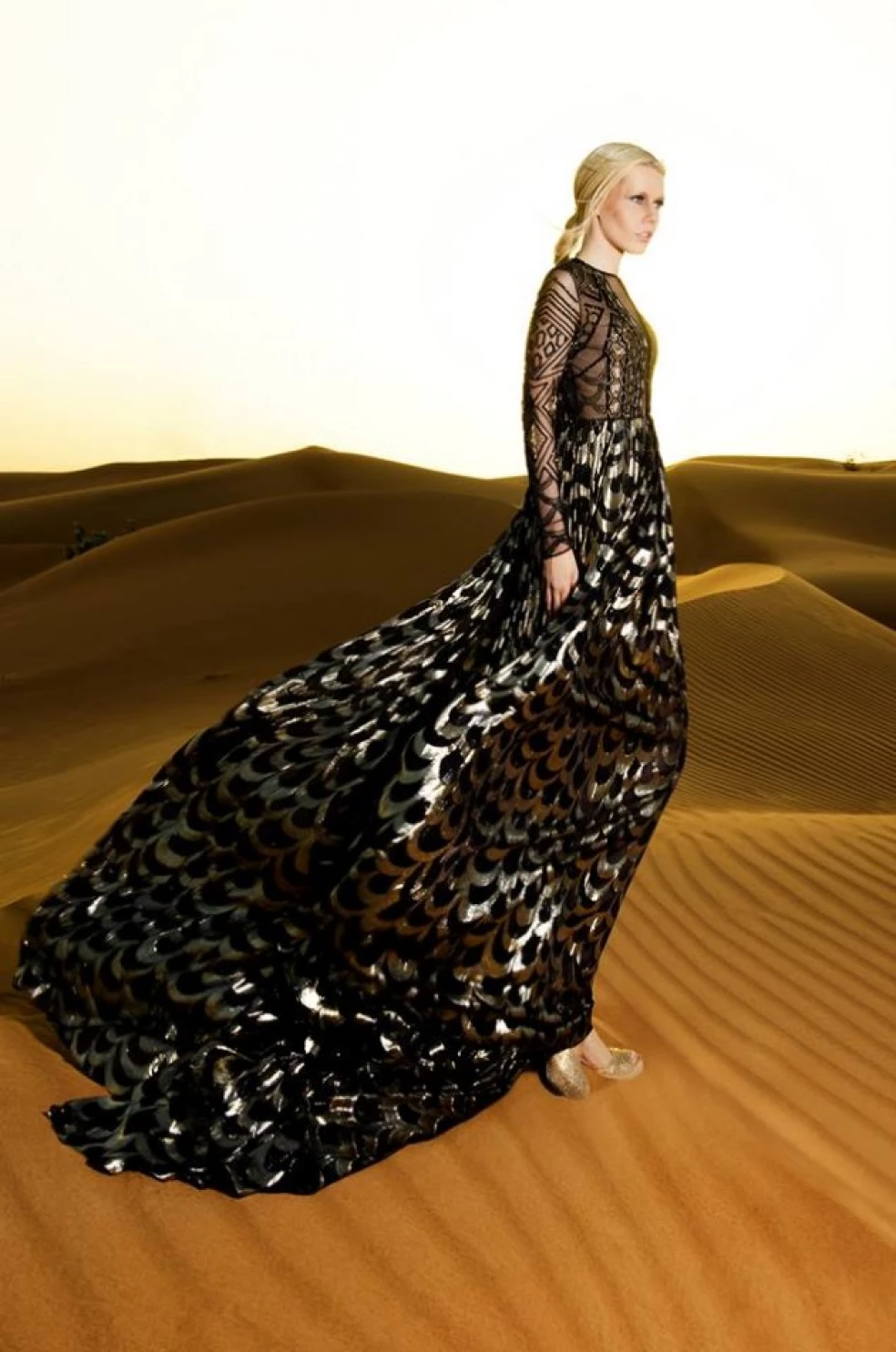 SMOKE AND MIRRORS BY DANY TABET FOR S/S 2015