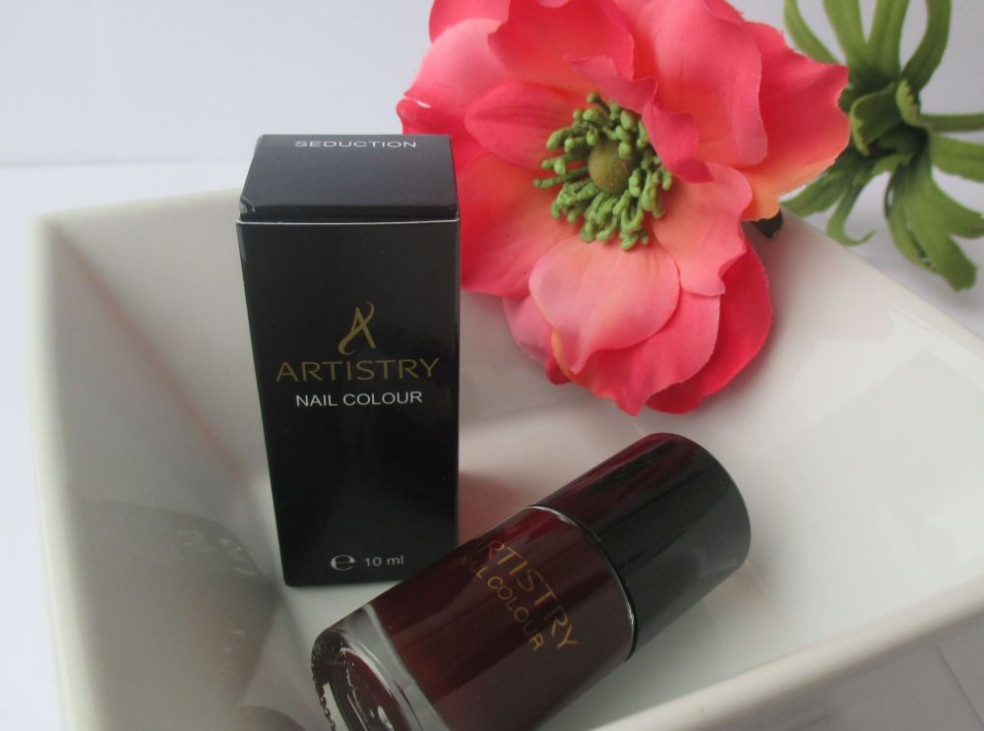 Artistry nail colour