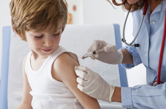 Kalendár pre povinné očkovanie detí a dospelých 2022: Kedy a proti čomu sa očkuje?