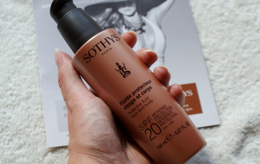 TEST: SOTHYS - Ochranný Fluid na Tvár a Telo SPF 20