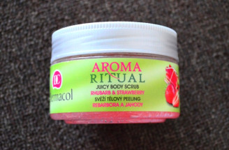 TEST: DERMACOL Aroma Ritual svieži telový peeling rebarbora a jahody