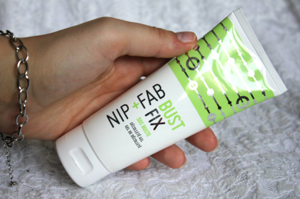 NIP+FAB - Bust Fix - sérum na zväčšenie prsníkov