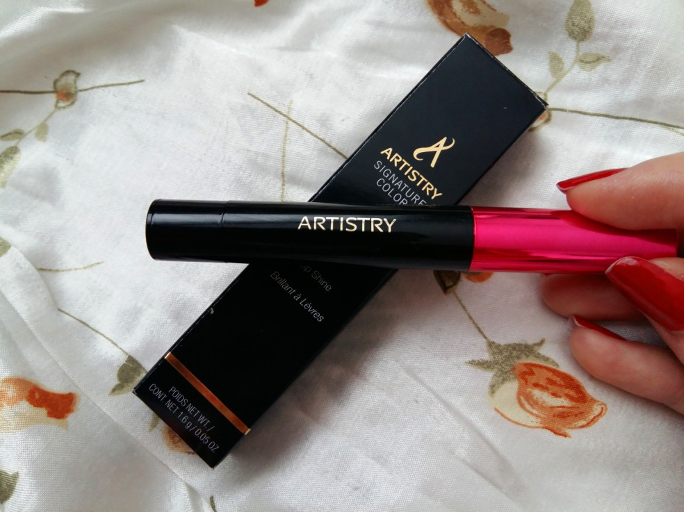 TEST: ARTISTRY Signature Color – lesk na pery