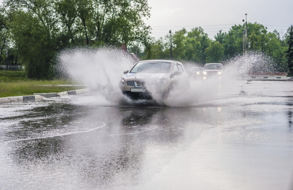 aquaplaning