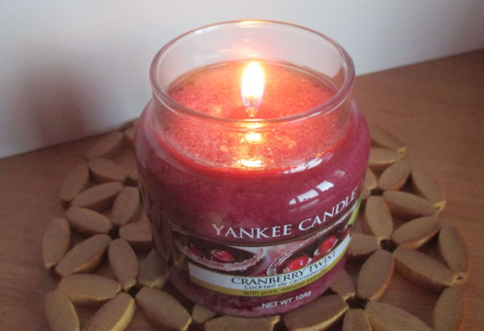 YANKEE CANDLE CRANBERRY TWIST