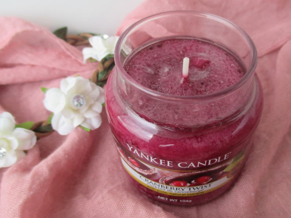 YANKEE CANDLE CRANBERRY TWIST