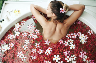 Doprajte si aj v predvianočnom strese relax -  recepty na domáce kúpele