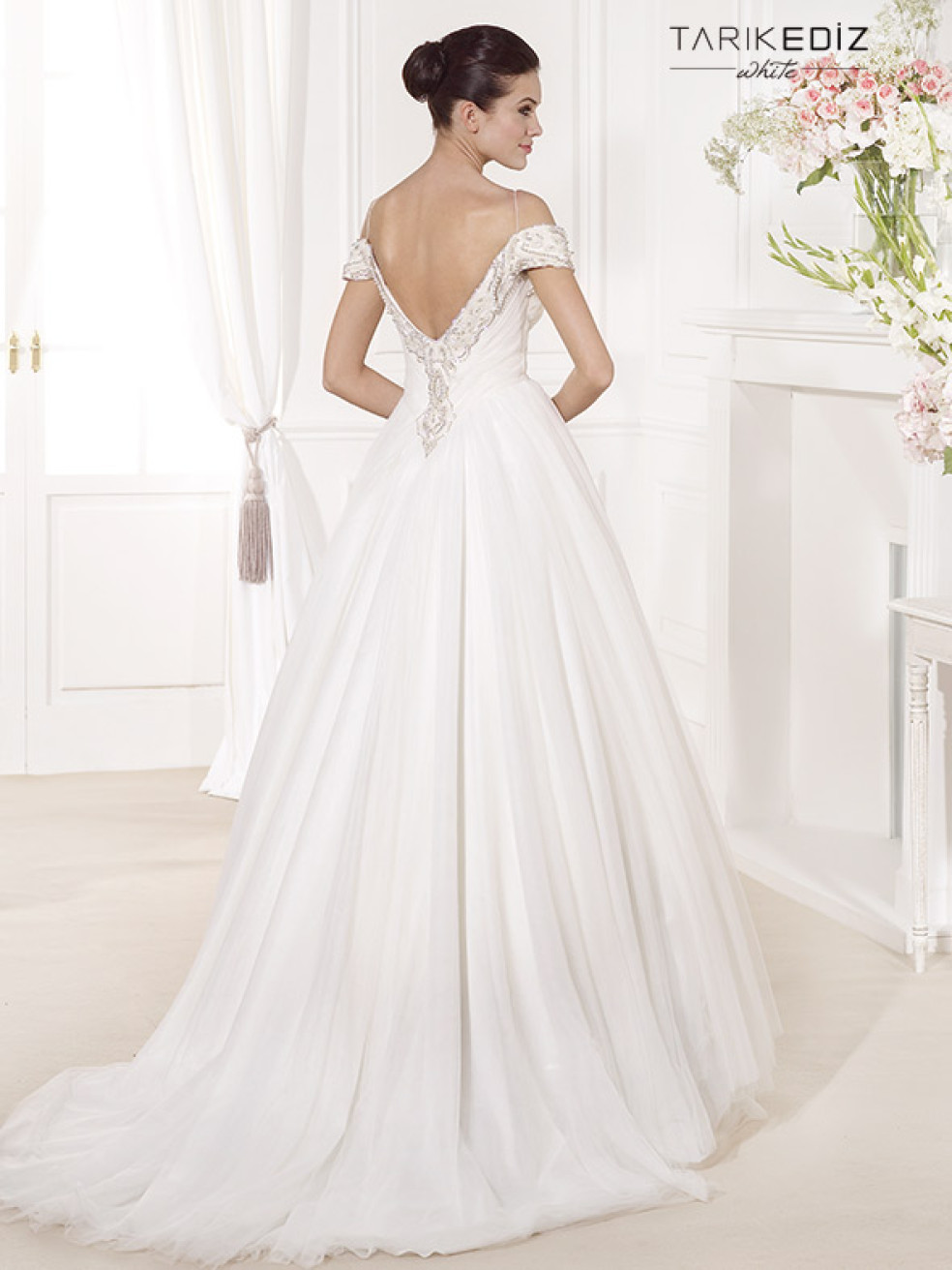 Tarik Ediz wedding dresses