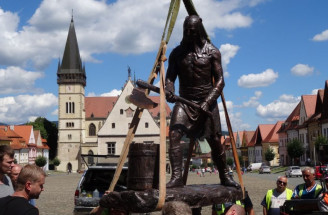 Novou atrakciou Bardejova je bronzová socha kata