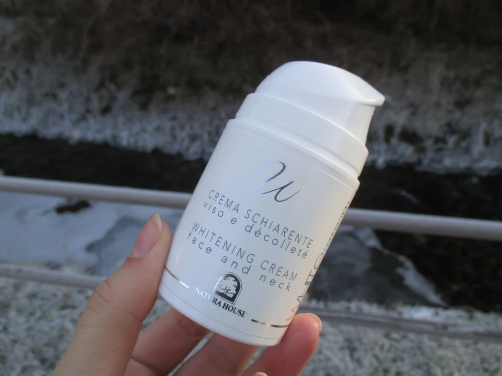 Crema schiarente viso Natura house