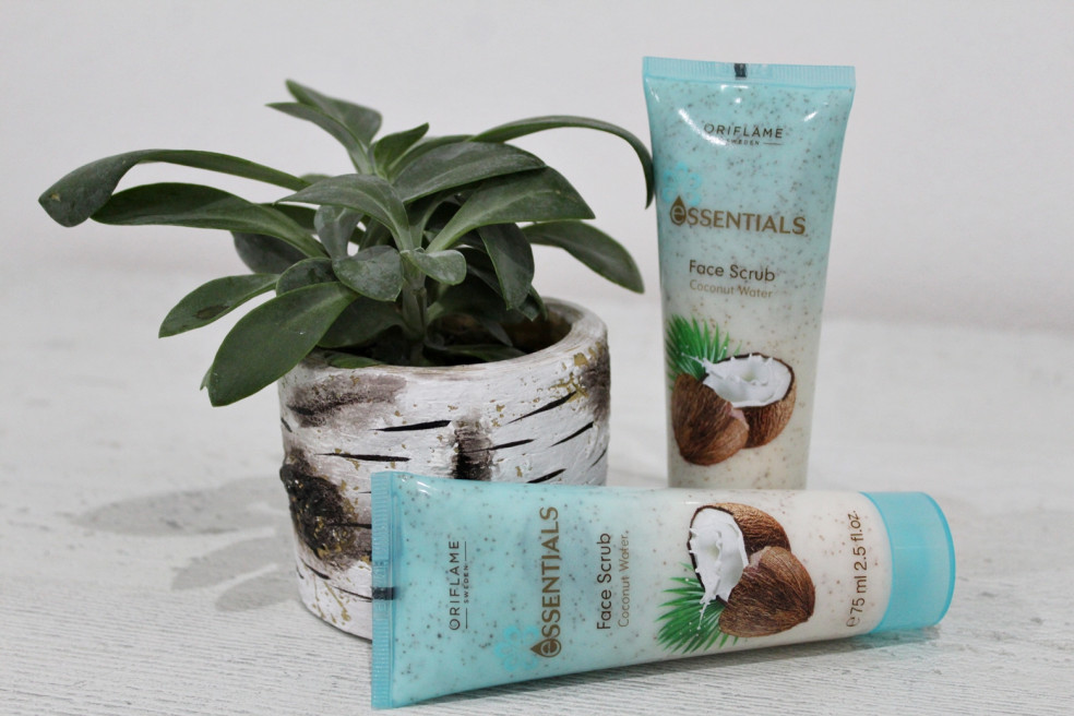 Oriflame Coconut Water pleťový peeling