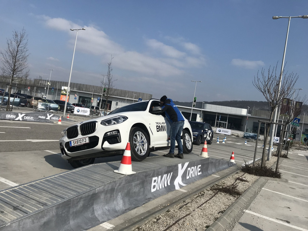 BMW X drive