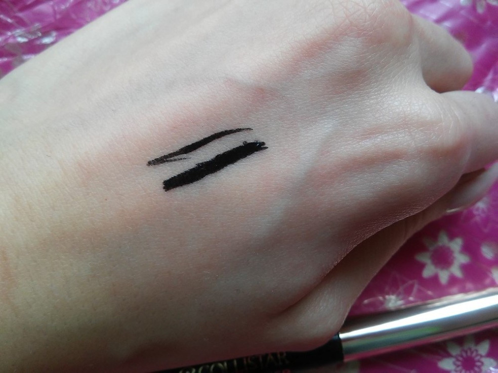 TEST: Collistar - EYE LINER GRAFICO - tekutá očná linka