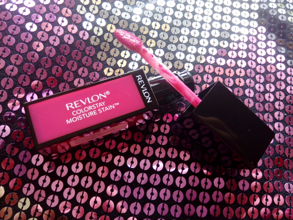 TEST: REVLON - Colorstay Moisture Stain - Lesk na Pery