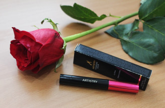 TEST: Artistry - Lesk na pery Signature Color