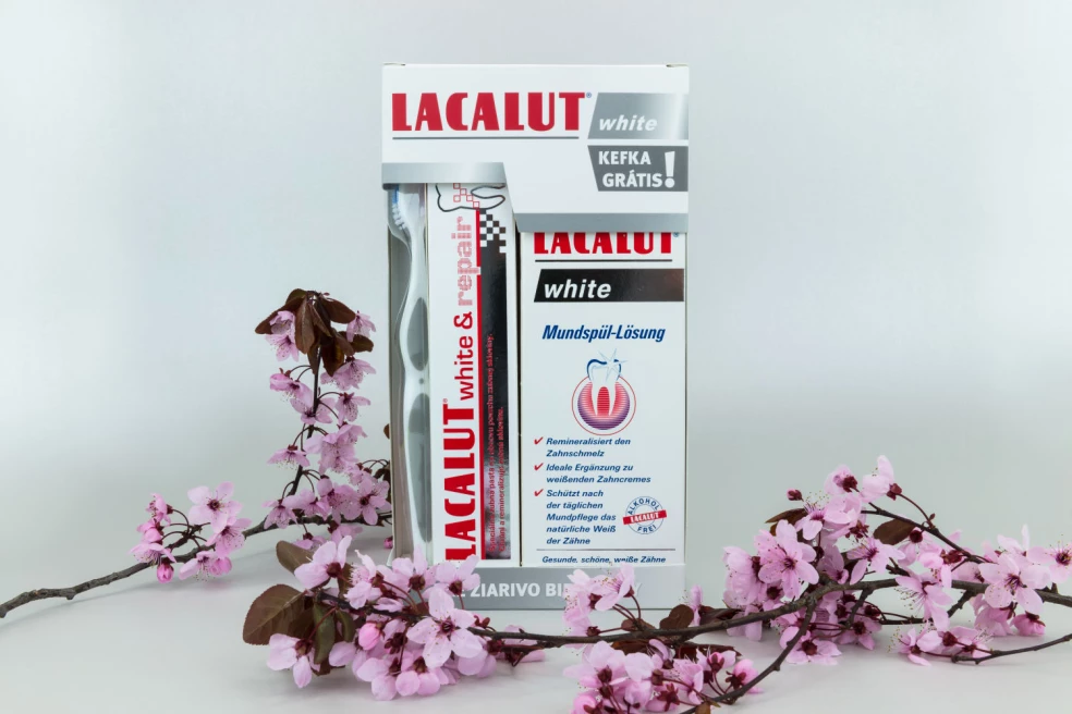 Lacalut white & repair