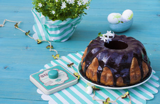 Recept: Banánová bábovka s karamelovou polevou