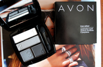 TEST: Avon Eyeshadow Quad