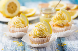 RECEPT: Svieže citrónové cupcakes – oblížeš si po nich všetky prsty!