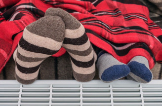 Je ti stále zima? Zisti, čo pomáha na studené nohy!