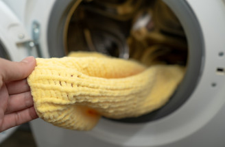 Pranie svetrov z rôznych materiálov: Vďaka týmto radám budú ako nové