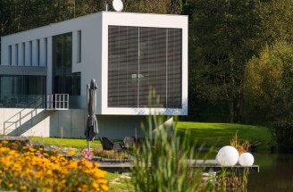 Proti prehriatiu pomôže tienenie sieťovinou TERMOSCREEN a žalúziami