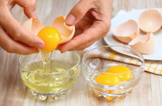 Môžeme bez obáv konzumovať surové vajcia? Poznáme odpoveď!