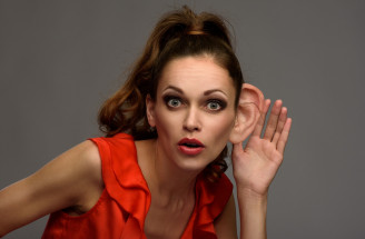 Ako si zlepšiť sluch? Je čistenie uší tým najlepším spôsobom?