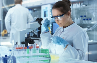 11. február - Medzinárodný deň žien a dievčat vo vede. Zaslúžia si podporu a uznanie