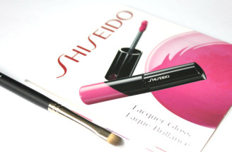 TEST: Shiseido 3x Lacquer Rouge a 3x Lacquer Gloss