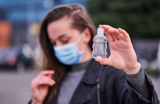 Domáci dezinfekčný prostriedok: Keďže je kvôli koronavírusu vypredaný, tak si ho vyrob!