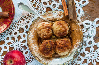 Recept: Tvarohovo-jablkové knedle, ktoré chutia ako od babičky!