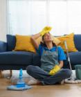Ako čistiť semišovú pohovku bez poškodenia? Vieme TOP tipy a triky na účinné čistenie