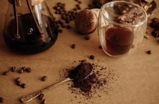 Ako správne namlieť kávu? Kávovar s mlynčekom na kávu to vyrieši za vás