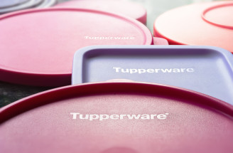 Tupperware krachuje: Ikonické plastové nádoby, ktoré premenili matky na bohaté paničky, vyhlásili bankrot