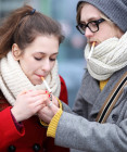 CIGARETY SI STÁLE DOKÁŽE KÚPIŤ KAŽDÉ ŠTVRTÉ DIEŤA