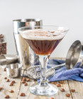 Ako si namiešať ikonický drink Espresso Martini? To musíte skúsiť!