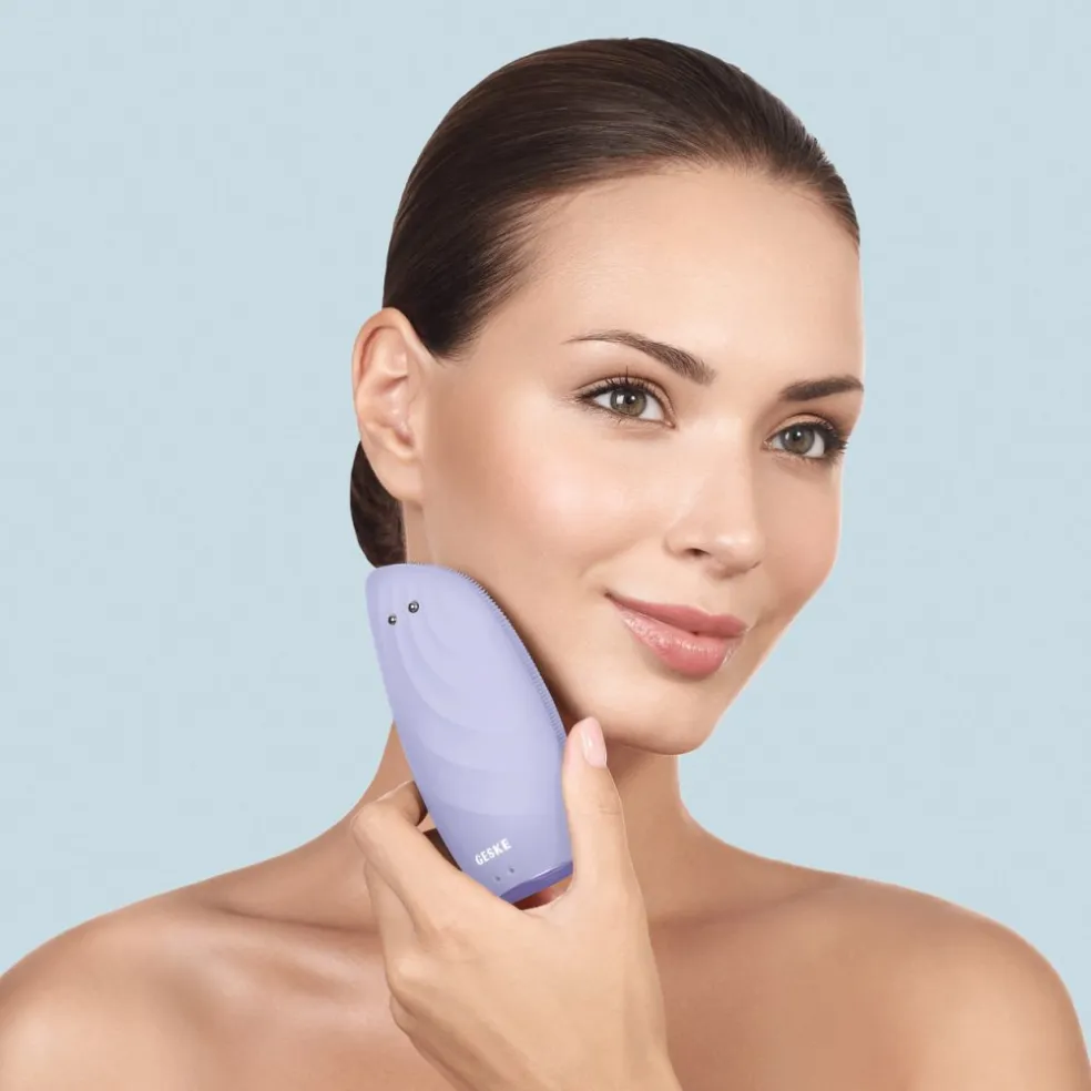 Sonic Thermo Facial Brush & Face-Lifter 8 in 1 