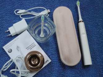 TEST: Sonicare DiamondClean Elektrická sonická zubná kefka