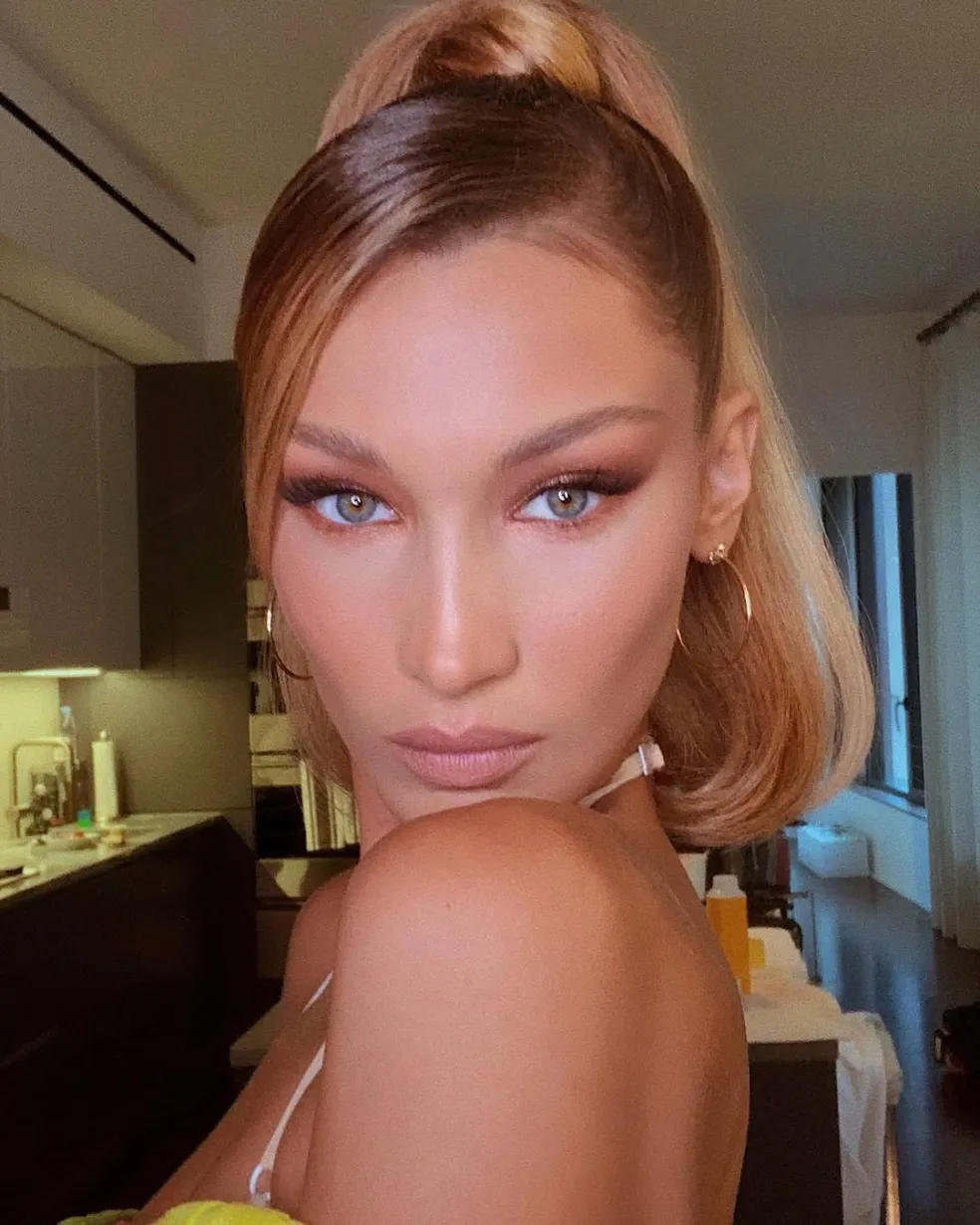 Bella Hadid líčenie