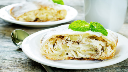 RECEPT: Tvarohový závin s jablkami bez droždia a bez kysnutia