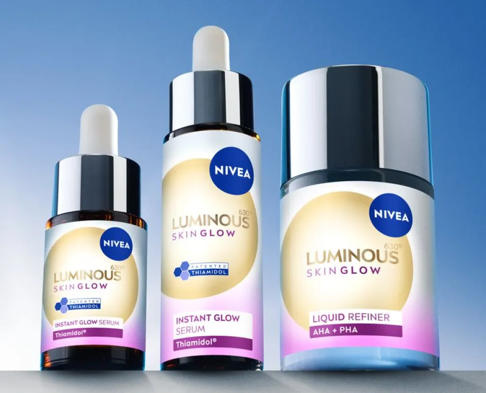 NIVEA LUMINOUS630 SKIN GLOW sérum a NIVEA LUMINOUS630 SKIN GLOW Liquid Refiner